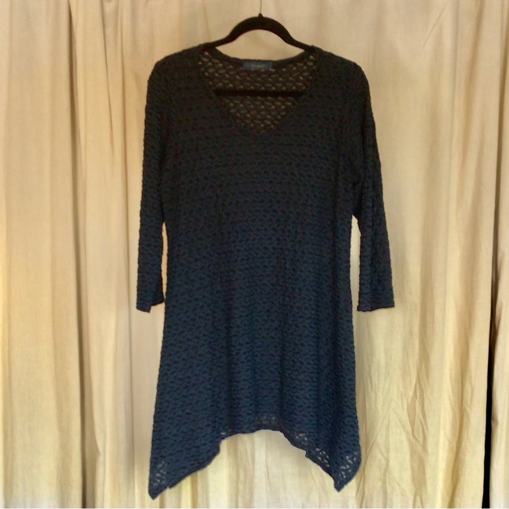 Cut Loose Textured Blue Tunic - Picture 3 of 3
